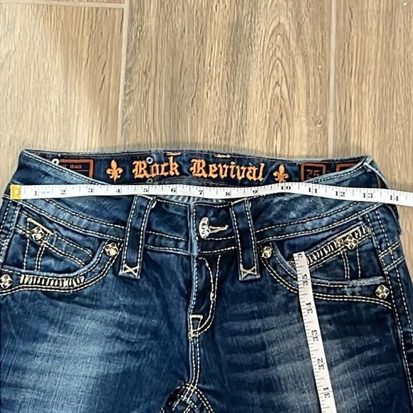 Vintage Rock Revival Jeans Women’s Size 25 Gwen Boot Distressed Buckle Y2K Blue - Picture 10 of 16